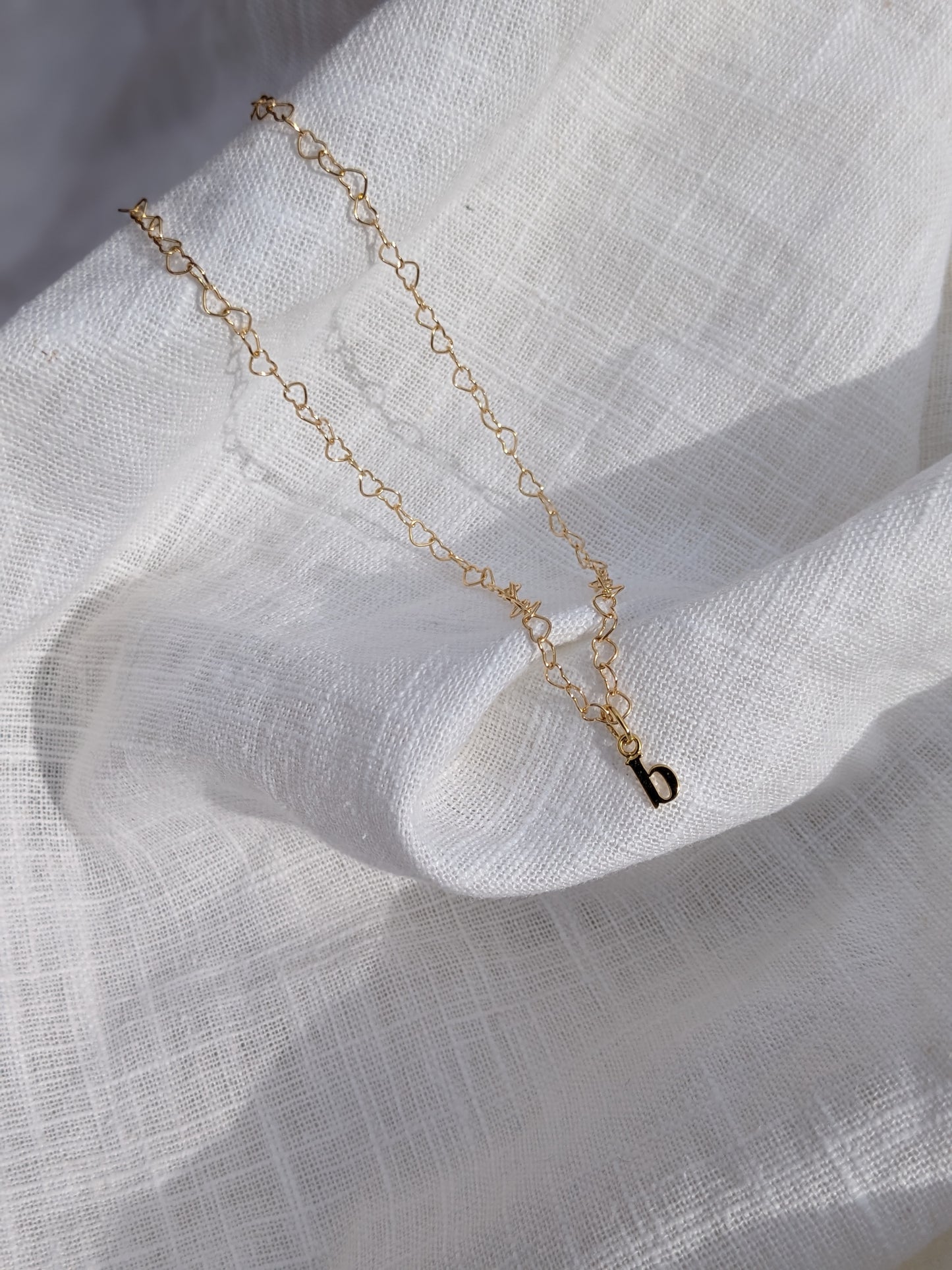 Heart shortie chain necklace