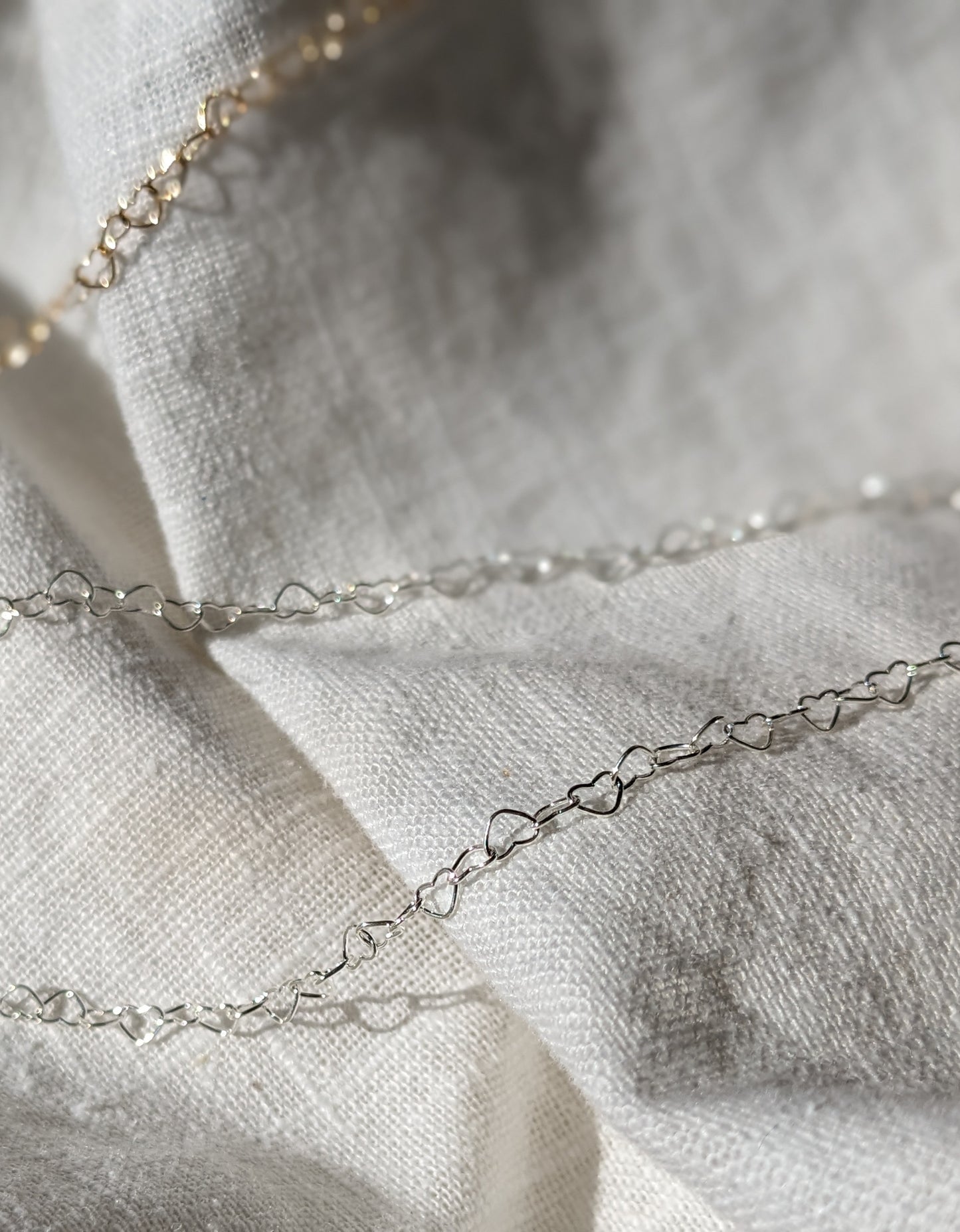 Heart shortie chain necklace