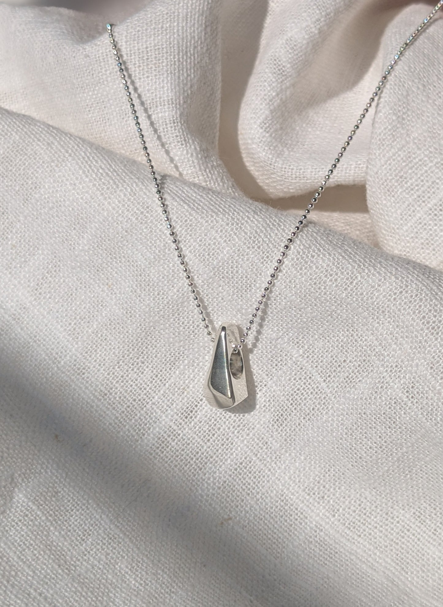 Forbidden facets pendant 1.1