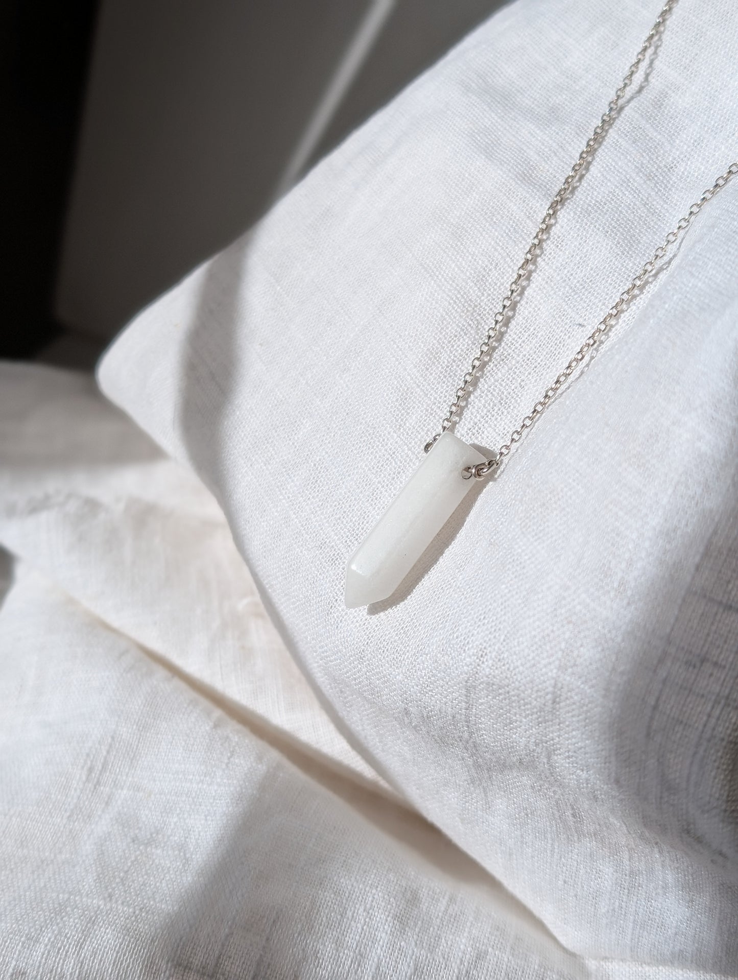 Crystal Pointe Silver necklace