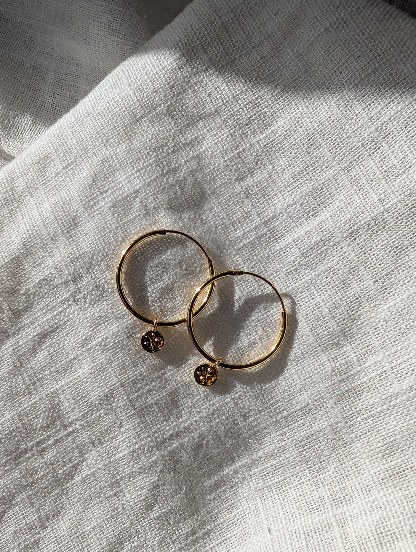 Tiny flower Endless hoops