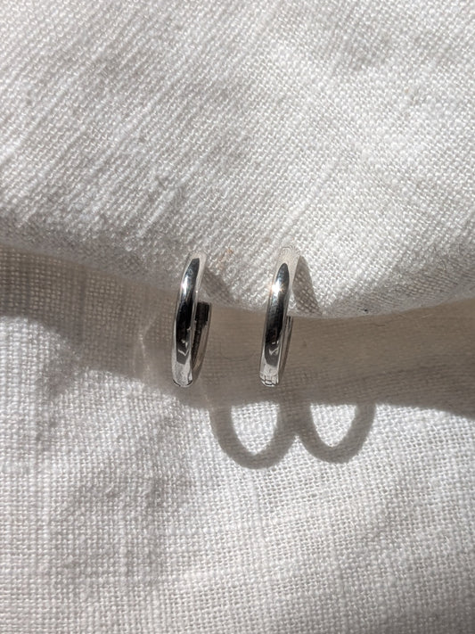 Classic Hinged Hoops