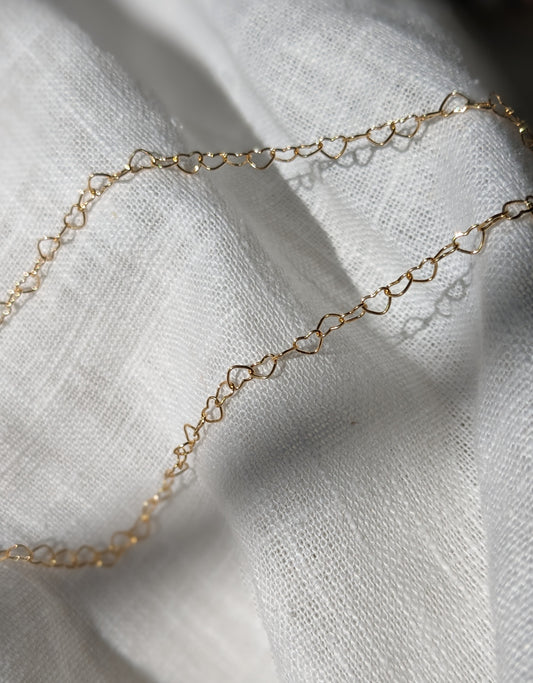 Heart shortie chain necklace