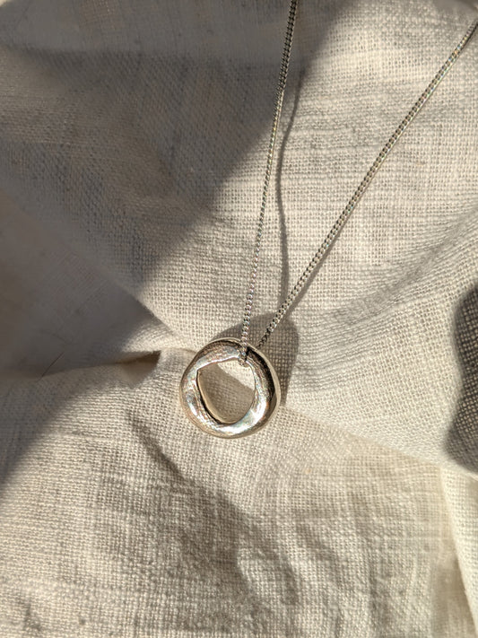 Linen Window Pendant Silver Necklace