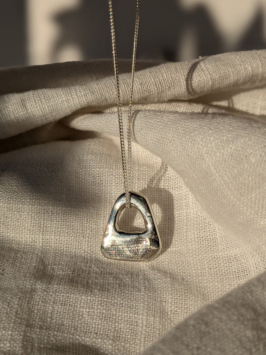 Linen Shape Silver Pendant Necklace