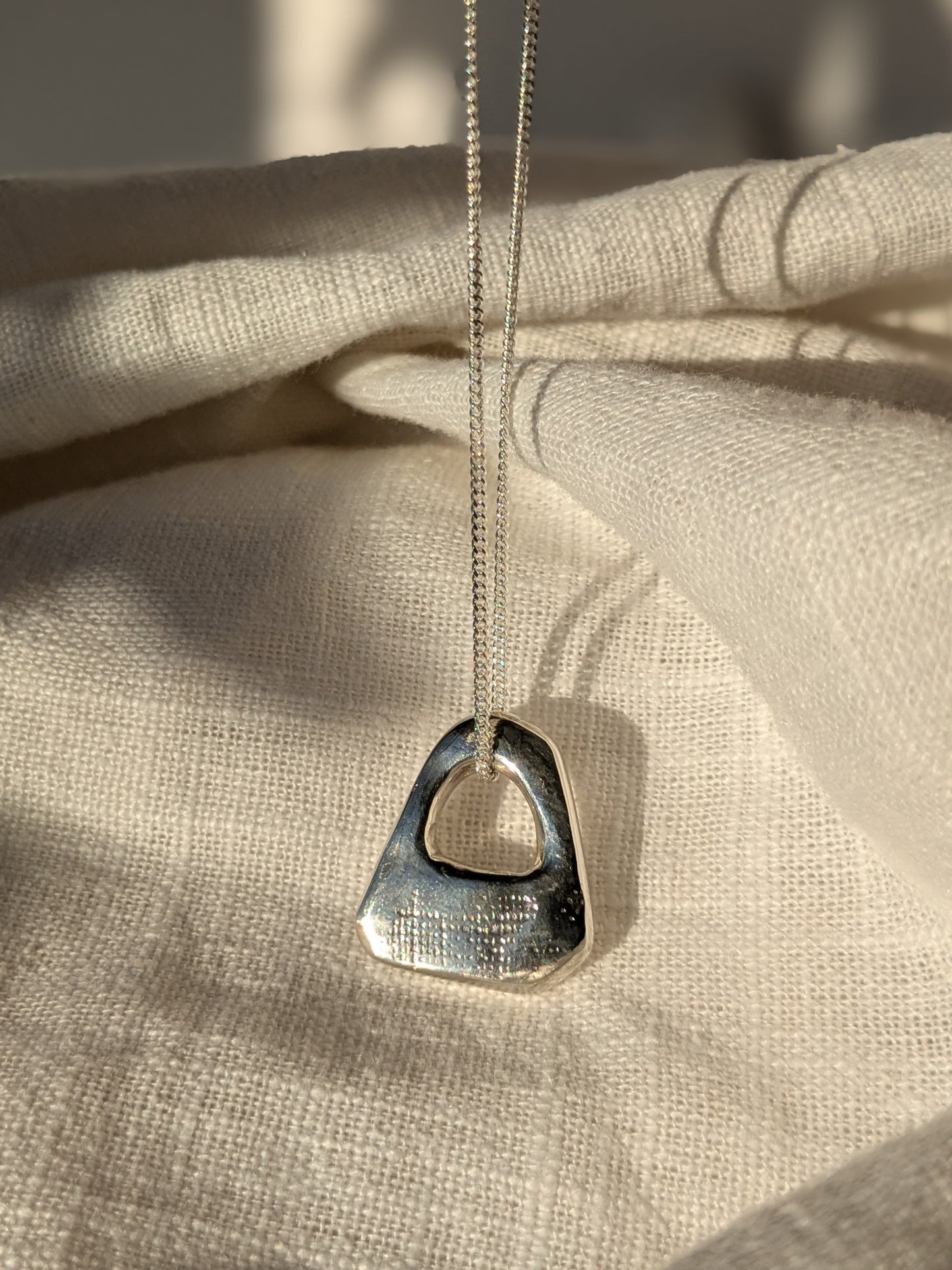 Linen Shape Silver Pendant Necklace