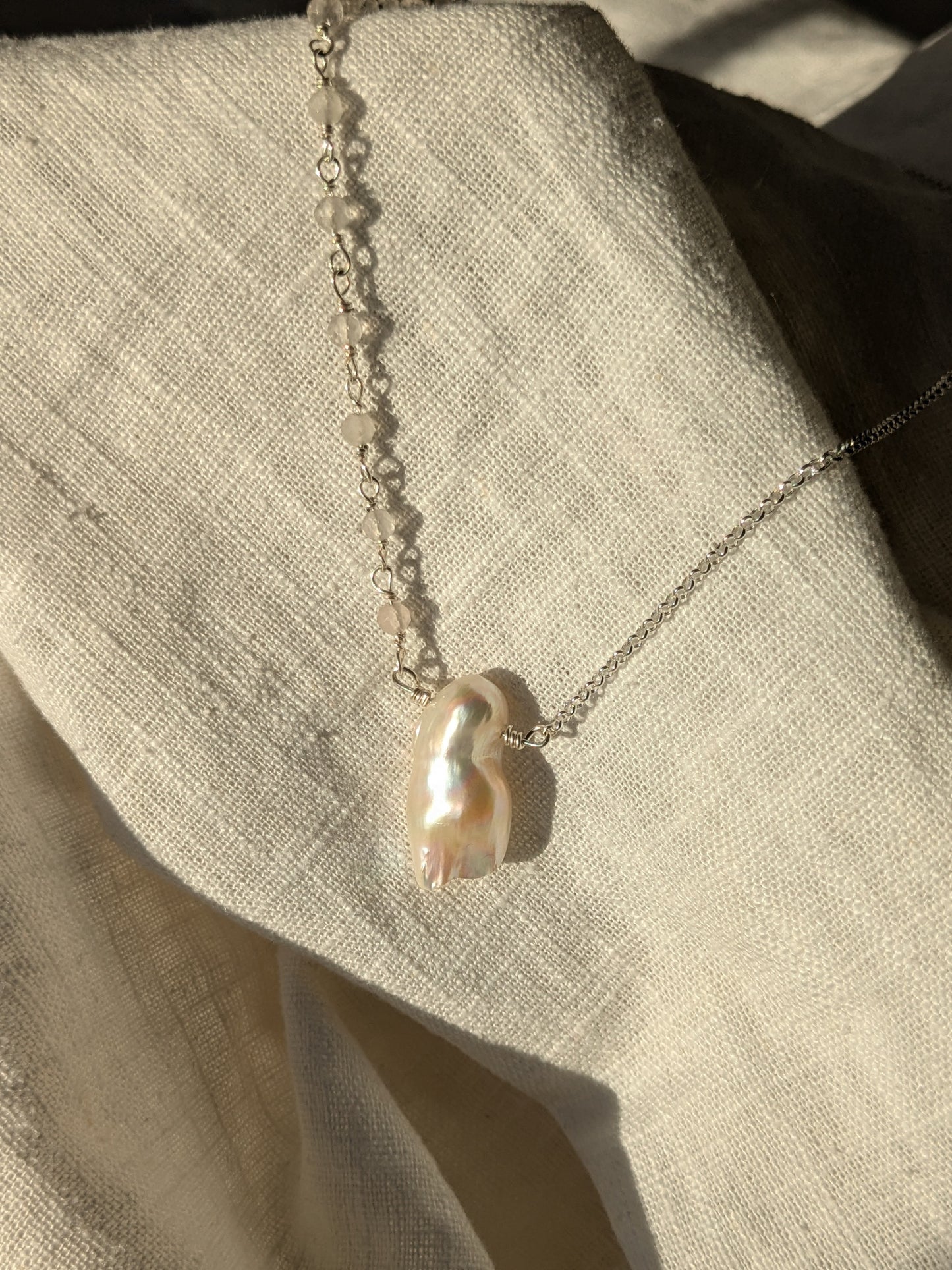 Wonky Pearl and Quartz chain necklace - Silver