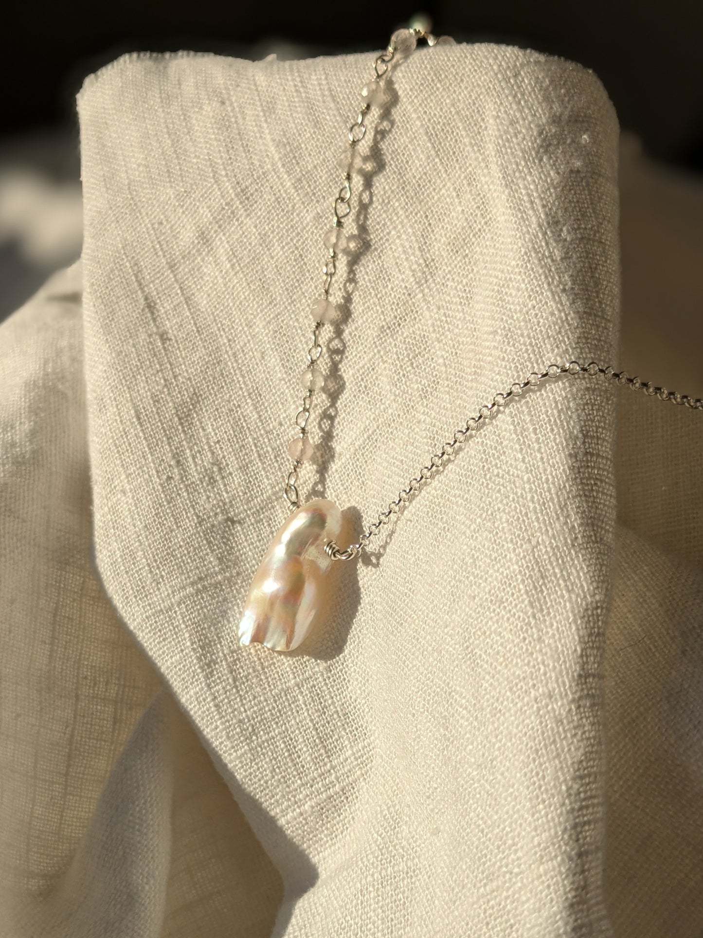 Wonky Pearl and Quartz chain necklace - Silver