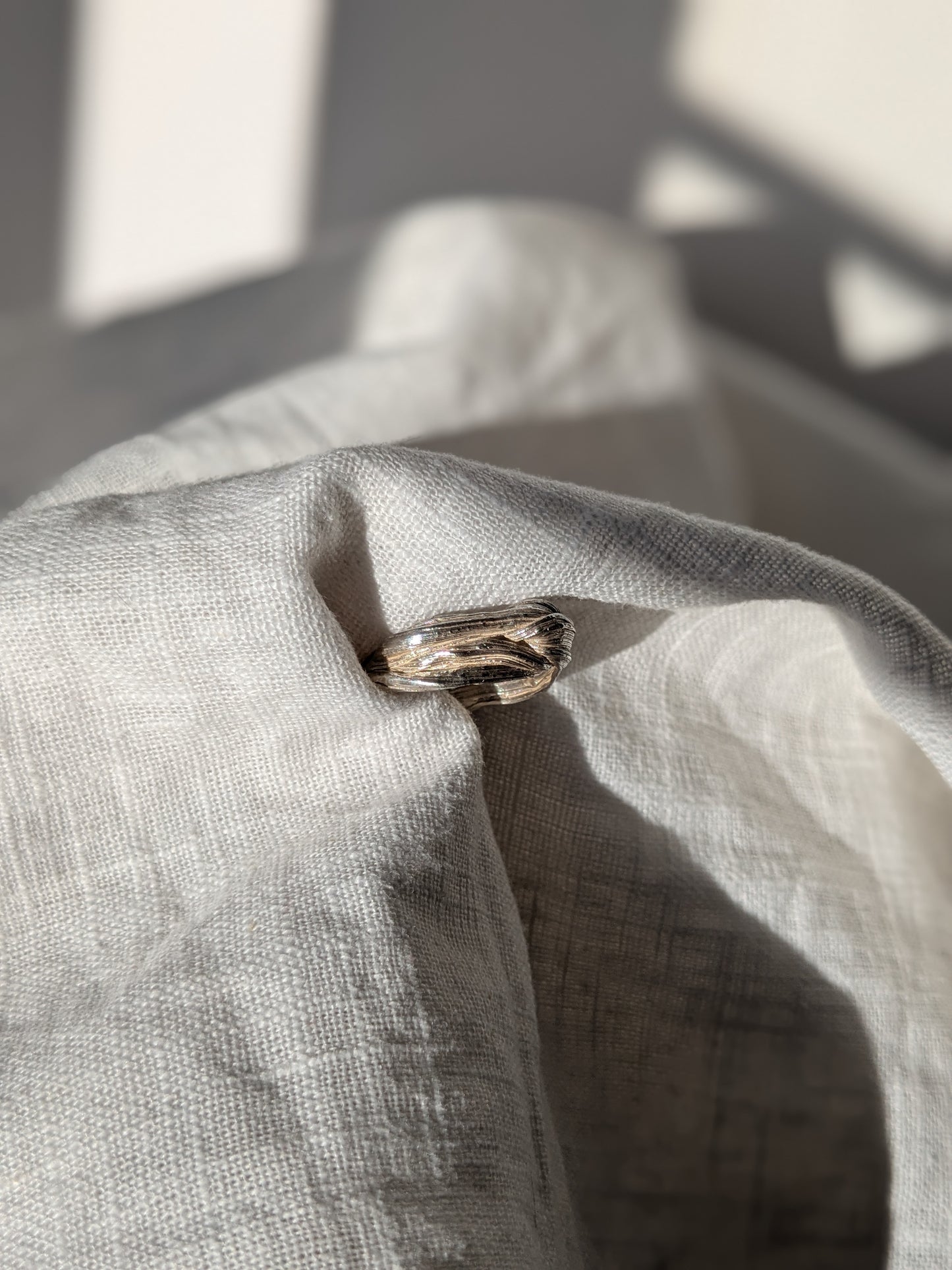 Pretty Knot Silver Ring - Mitsuro Hikime