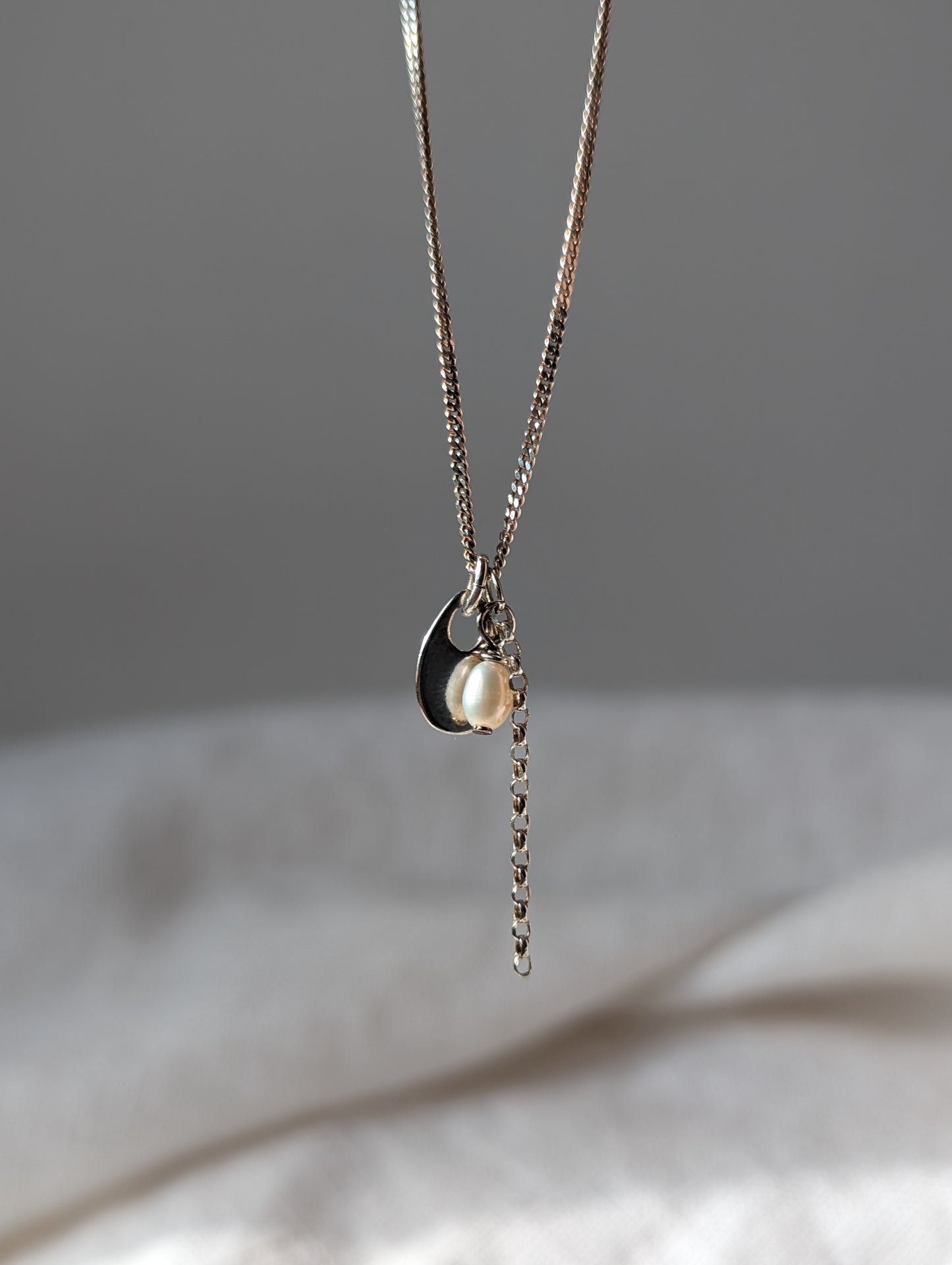 Silver Tab & Pearl necklace