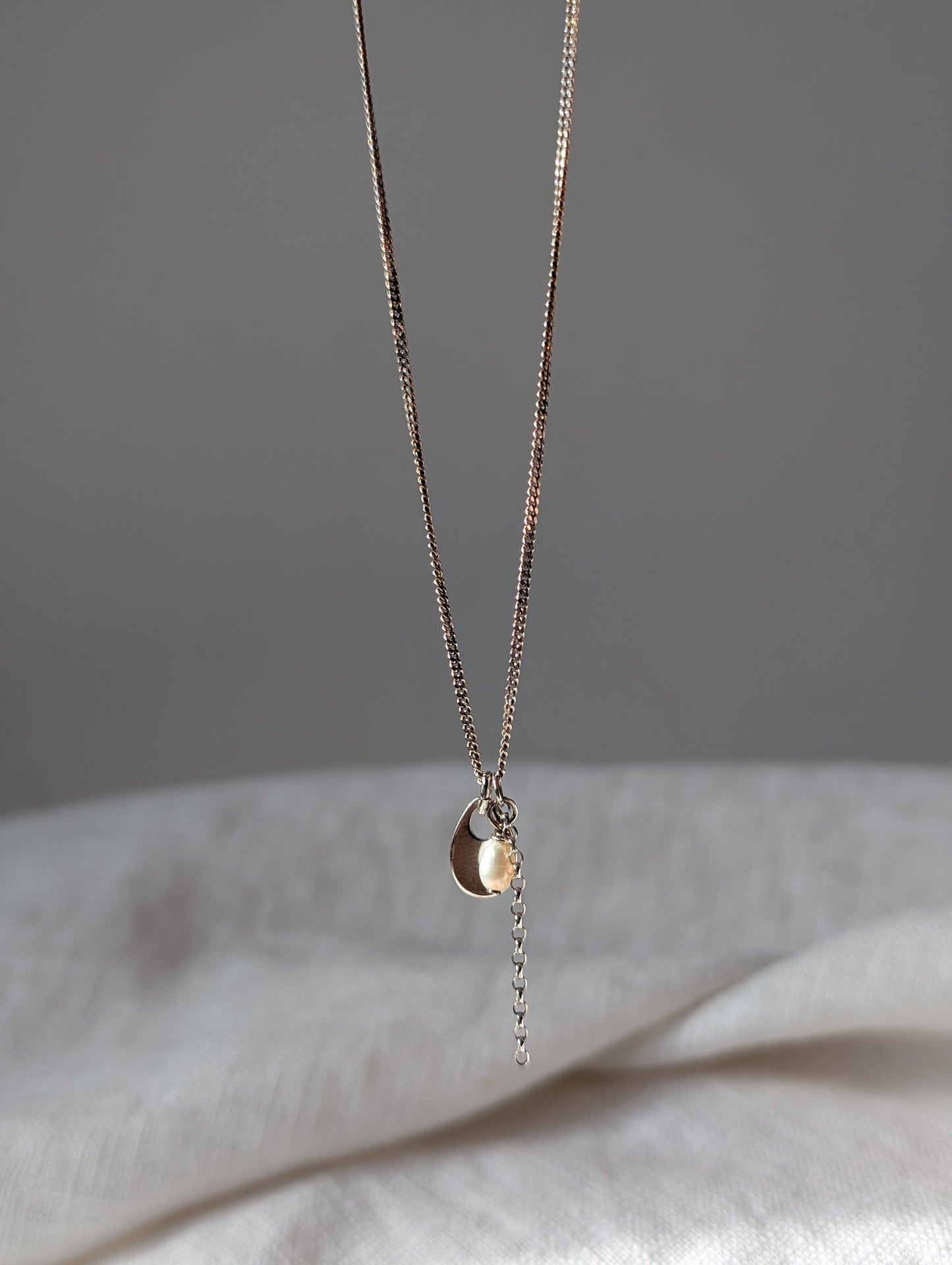 Silver Tab & Pearl necklace