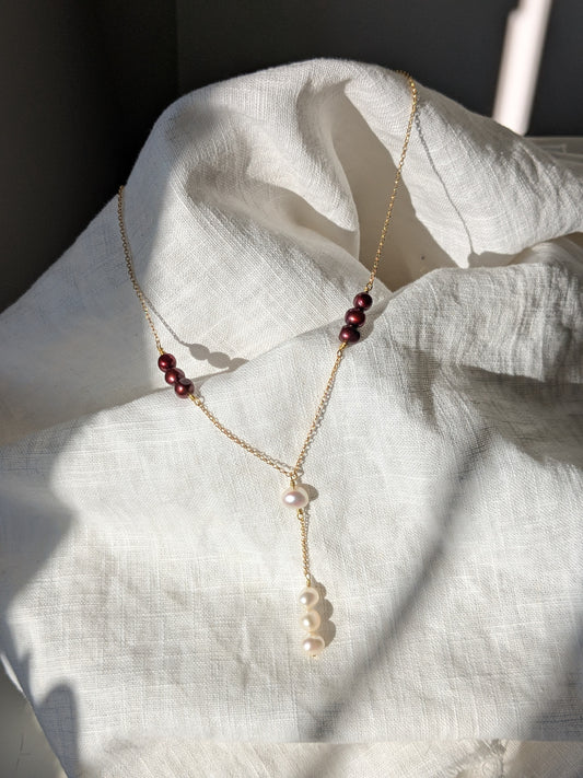 Reclaimed Pearl Lariat Necklace - Gold, Ivory & Deep Red