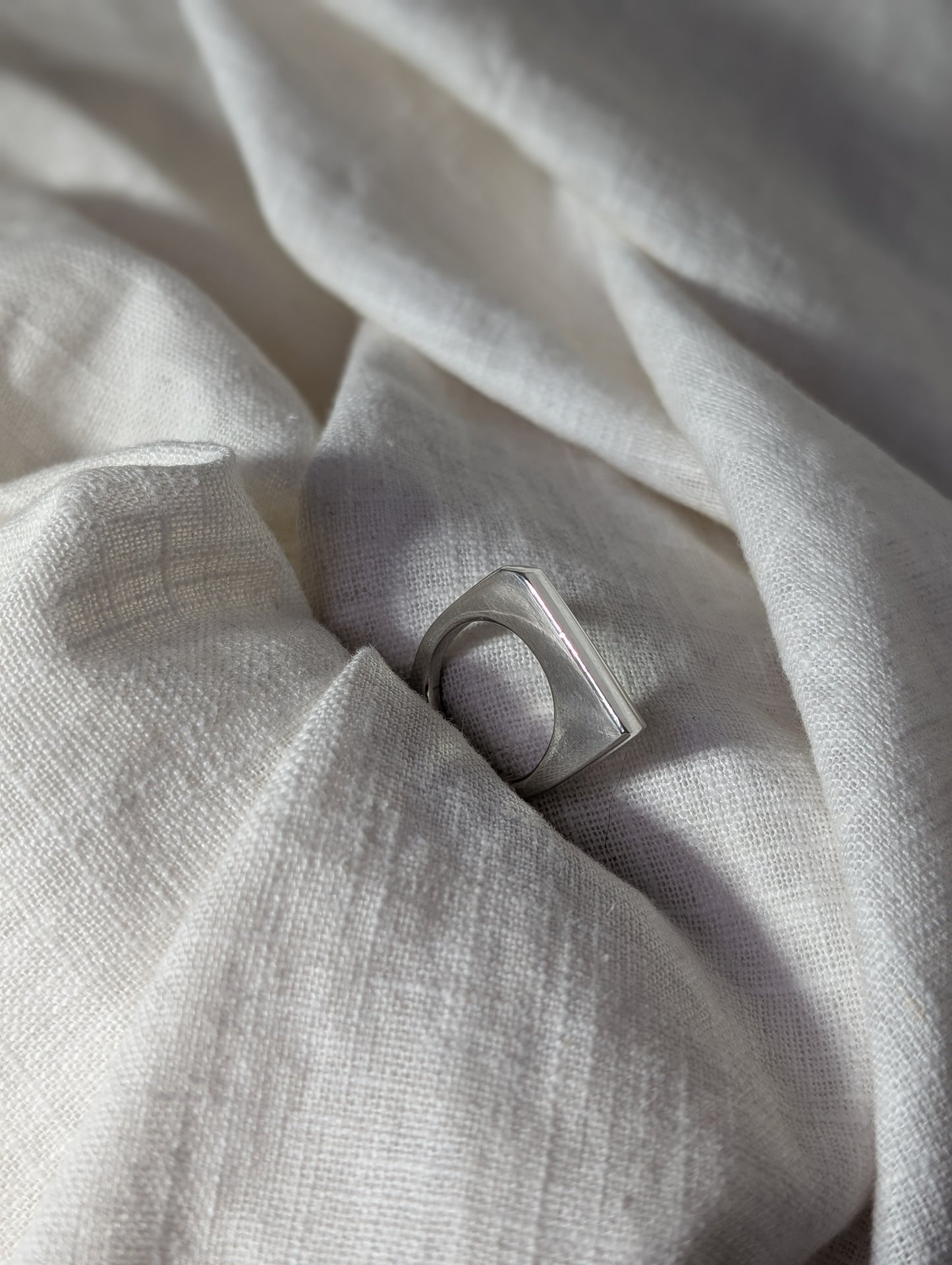 Smooth Lines Ring 1.2