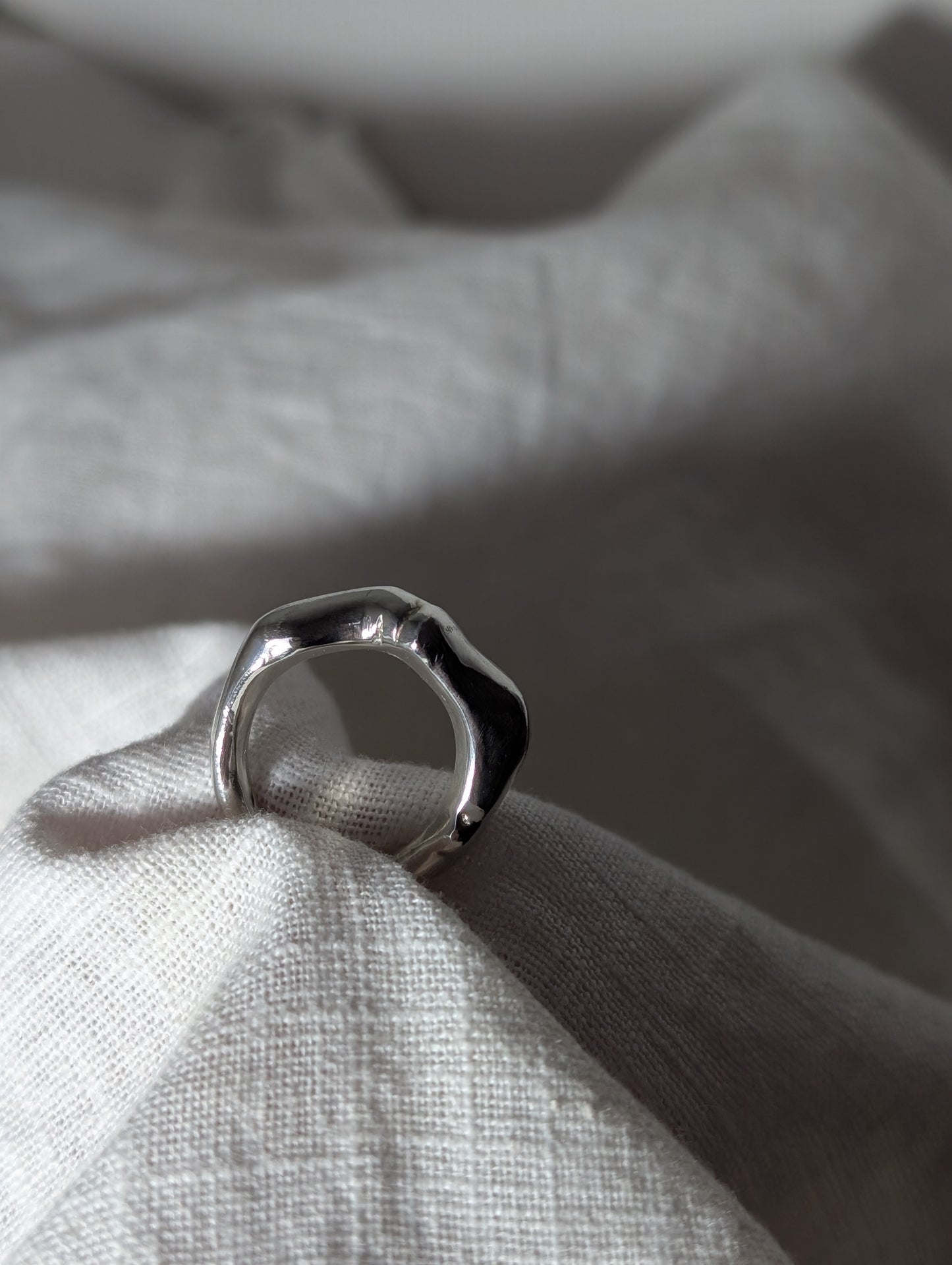 Smooth lava silver ring 1.3