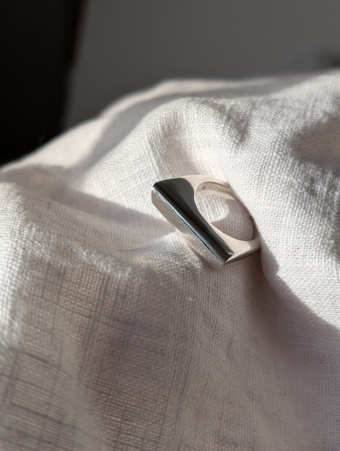 Smooth Lines Ring 1.1