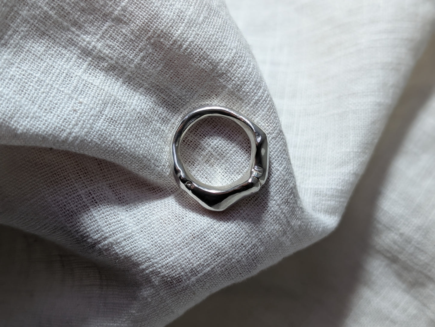 Smooth lava silver ring 1.3