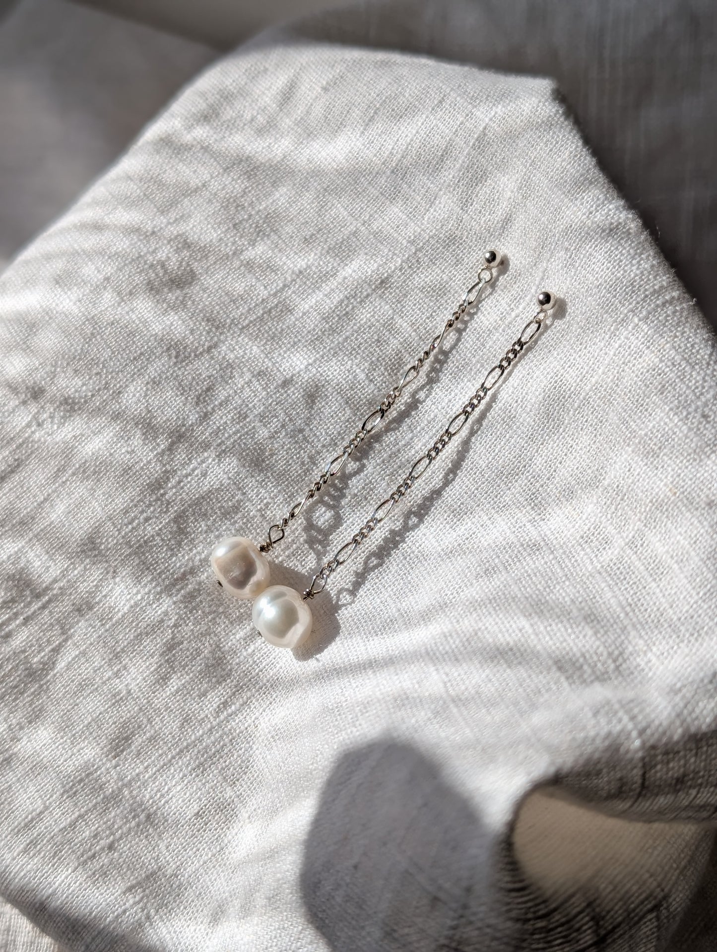 Figaro Potato Pearl earrings