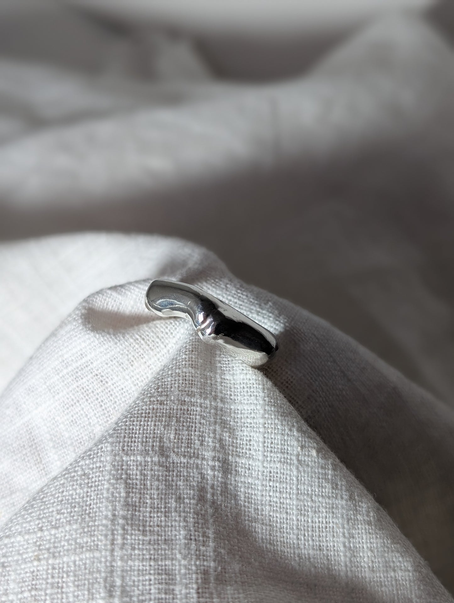 Smooth lava silver ring 1.3