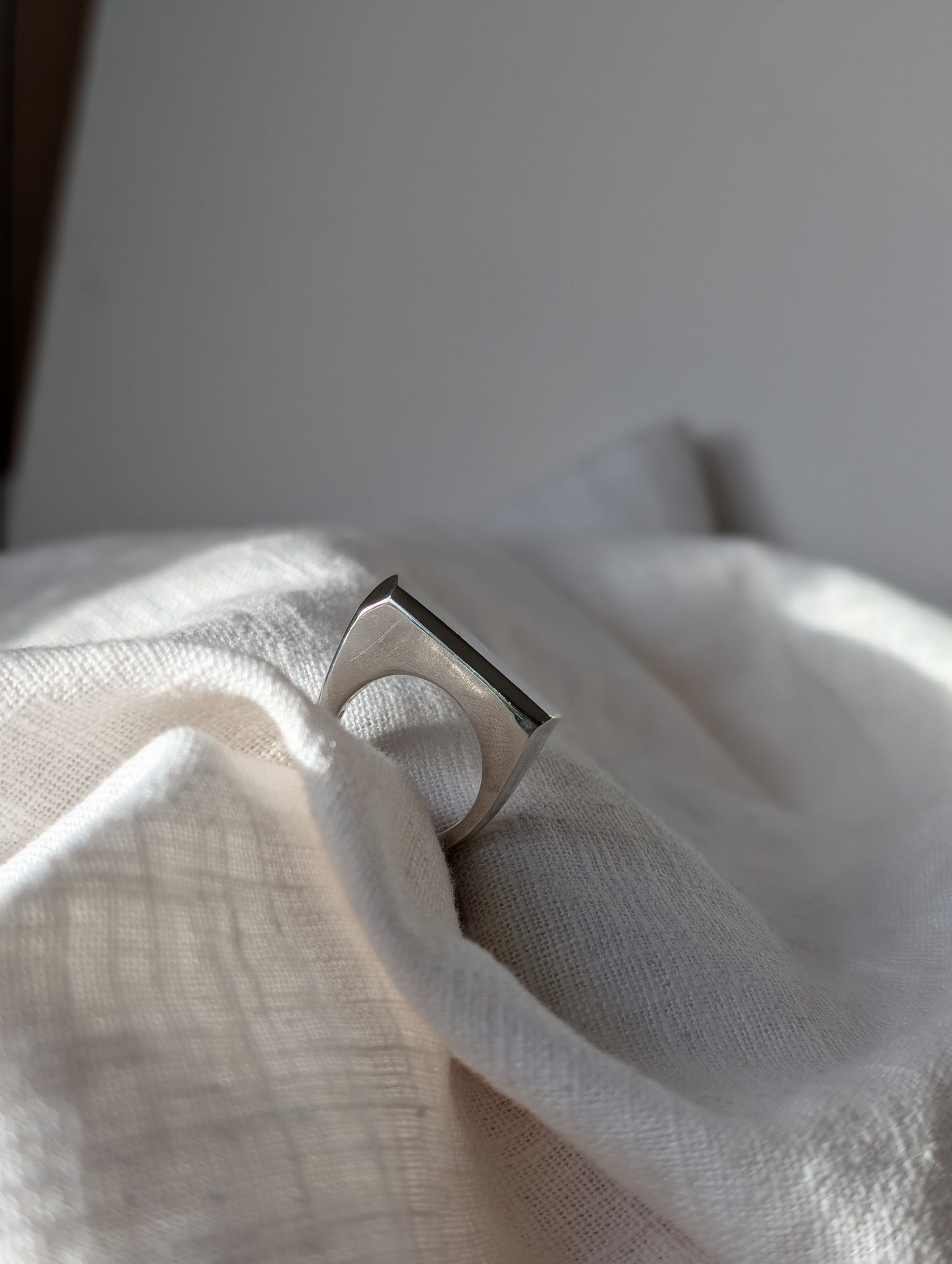 Smooth Lines Ring 1.1