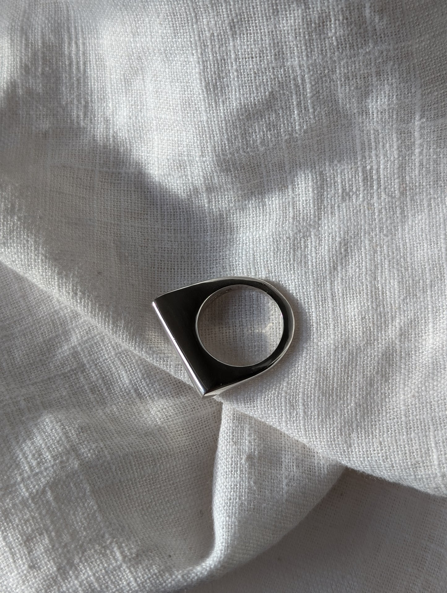 Smooth Lines Ring 1.1